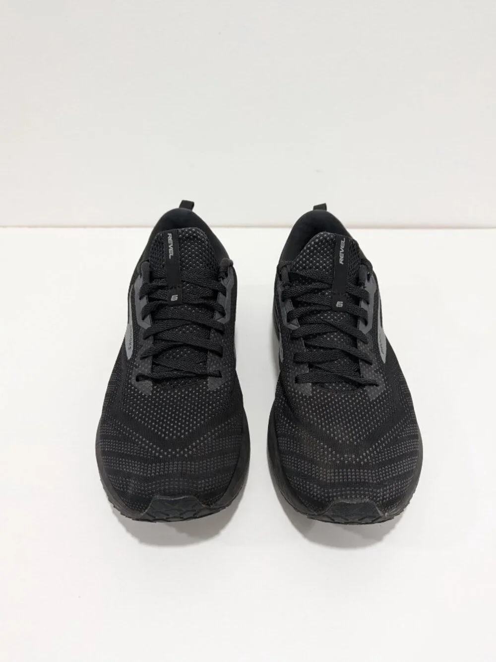 Brooks Revel 6 Men’s Size 12 Running Shoes Black/Grey 1103981D072 Sneakers